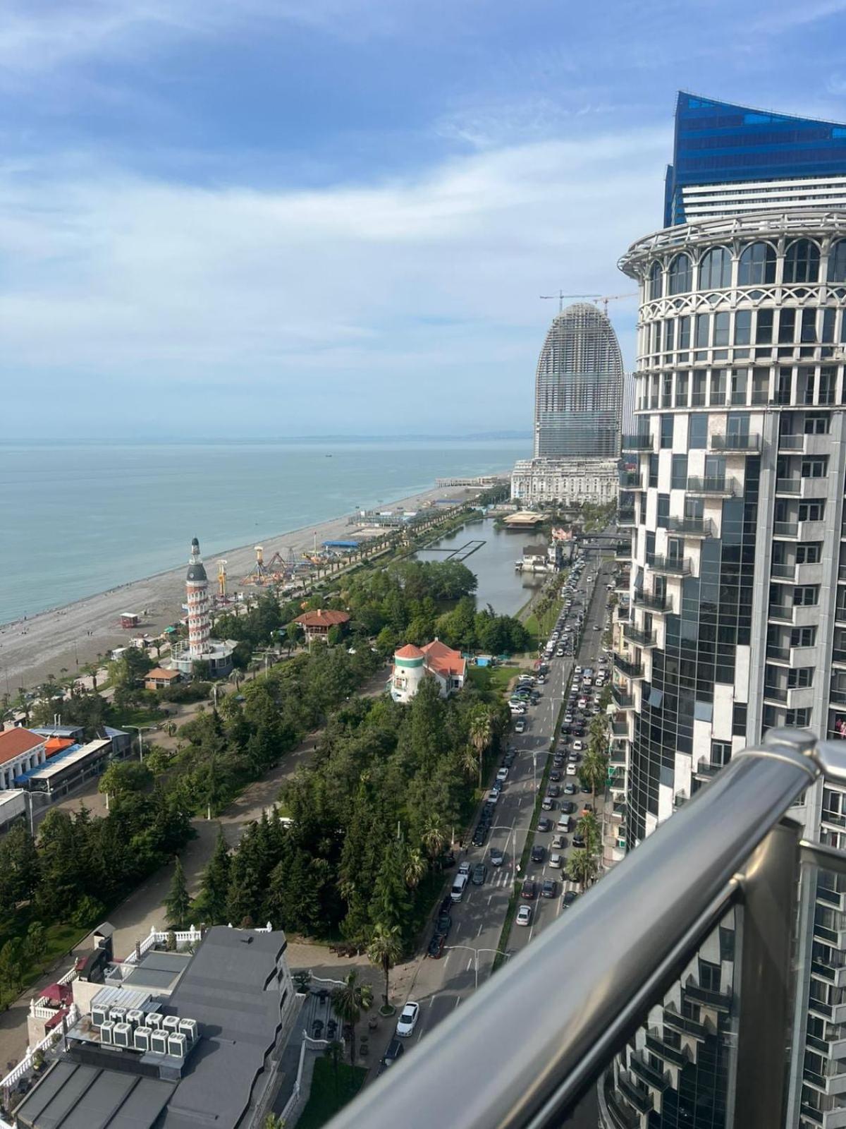 Seaview Panoramic Apartments Orbi Sea Towers Batumi Eksteriør billede
